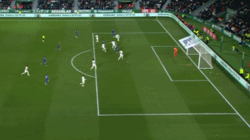 亚冠彩经：上海海港客场败走 利雅得新月大胜不易