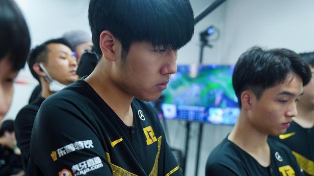 出无数具备 出无数具备